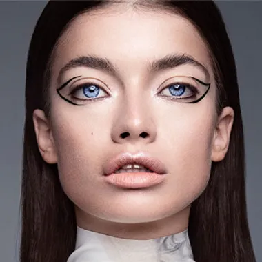 Ready to Seduce With Your Eyes - Aura on 150 Minutes Show